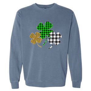 Irish Shamrocks Leopard Buffalo Plaid St Patrick's Day Garment-Dyed Sweatshirt