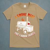 I Smoke Meat And I Know Things Funny BBQ Texas TX T-Shirt