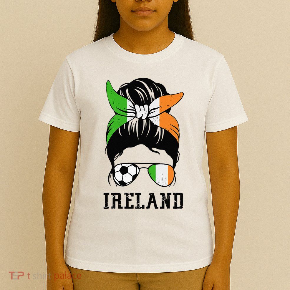 Irish Soccer  Mom Messy Bun Ireland Flag Football Fan T-Shirt