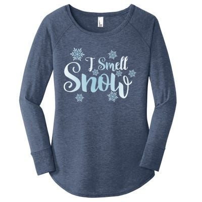 I Smell Snow Cute Snowflakes Snowy Winter Holiday Christmas Gift Women's Perfect Tri Tunic Long Sleeve Shirt