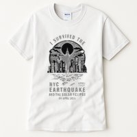I Survived The Nyc Earthquake And The Solar Eclipse Tall T-Shirt