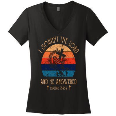 I Sought The Lord And He Answered Me Cross Bible  Women's V-Neck T-Shirt