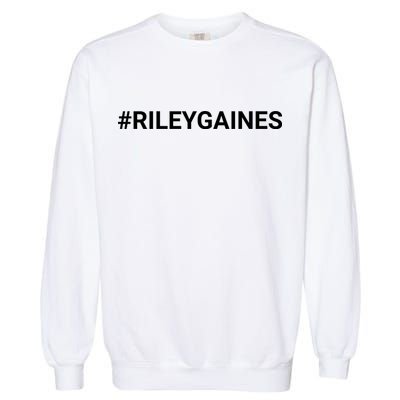 I Stand With Riley Gaines Hashtag Garment-Dyed Sweatshirt