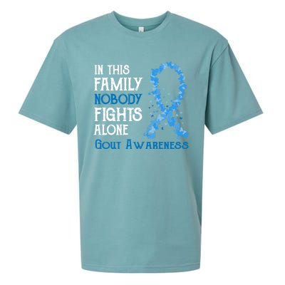 In This Family Nobody Fights Alone Gout Gift Sueded Cloud Jersey T-Shirt