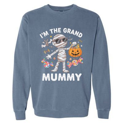 IM The Grand Mummy Halloween Mummy Costume Candy Gift Garment-Dyed Sweatshirt