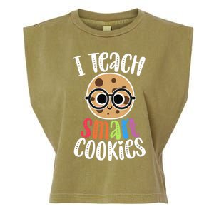 I Teach Smart Cookies Funny Cute Back To School Teacher Gift Garment-Dyed Women's Muscle Tee