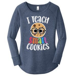 I Teach Smart Cookies Funny Cute Back To School Teacher Gift Women's Perfect Tri Tunic Long Sleeve Shirt