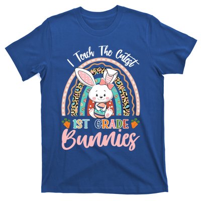 I Teach The Cutest 1st Grade Bunnies Teacher Easter Cool Gift T-Shirt