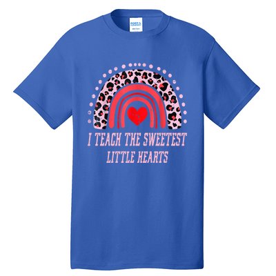 I Teach The Sweetest Hearts Rainbow Teacher Cool Gift Tall T-Shirt