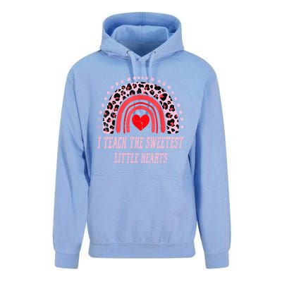 I Teach The Sweetest Hearts Rainbow Teacher Cool Gift Unisex Surf Hoodie