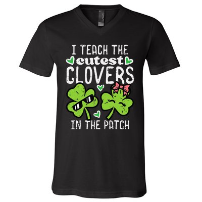 I Teach The Cutest Clovers In Patch St Patricks Day Teacher V-Neck T-Shirt