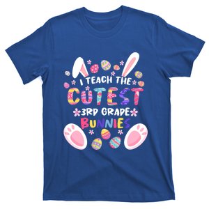 I Teach The Cutest 3rd Grade Bunnies Teacher Easter Day Cool Gift T-Shirt