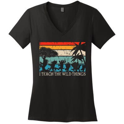 I Teach The Wild Things Vintage Retro Teacherlife Women's V-Neck T-Shirt