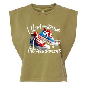 I Understand The Assignment Chucks And Pearls Election 2024 Garment-Dyed Women's Muscle Tee