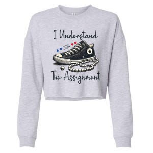 I Understand The Assignment Chucks And Pearls Kamala Harris 2024 Cropped Pullover Crew