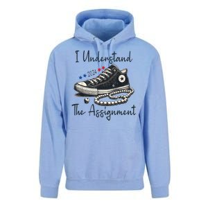 I Understand The Assignment Chucks And Pearls Kamala Harris 2024 Unisex Surf Hoodie