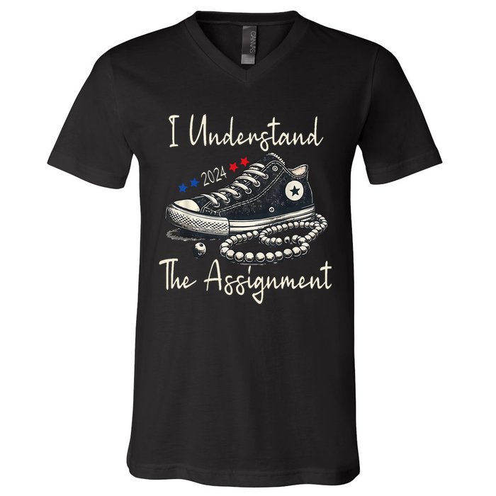 I Understand The Assignment Chucks And Pearls Kamala Harris V-Neck T-Shirt