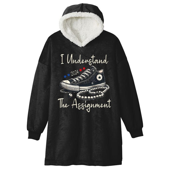 I Understand The Assignment Chucks And Pearls Kamala Harris Hooded Wearable Blanket