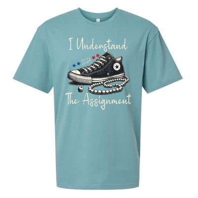 I Understand The Assignment Chucks And Pearls Kamala Harris Sueded Cloud Jersey T-Shirt