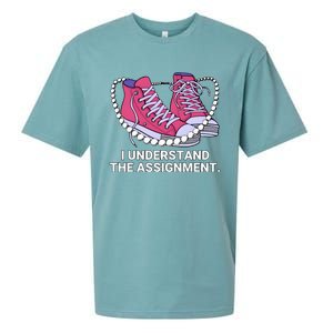 I Understand The Assignment Chucks And Pearls Election 2024 Sueded Cloud Jersey T-Shirt