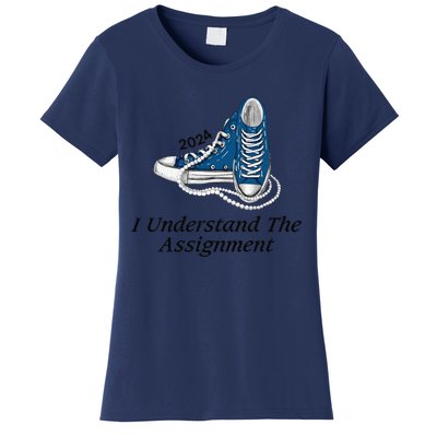 I Understand The Assignment Sneakers And Pearls Kamala 2024 Gift Women's T-Shirt