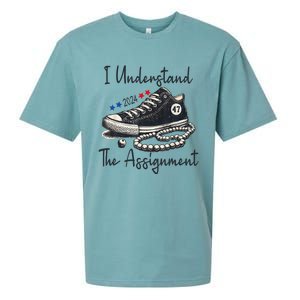 I Understand The Assignment Chucks And Pearls Election 2024 Gift Sueded Cloud Jersey T-Shirt