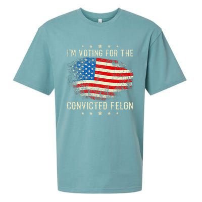 IM Voting For The Convicted Felon Funny Retro American Flag Sueded Cloud Jersey T-Shirt