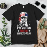 IM Voting For The Convicted Felon Premium T-Shirt