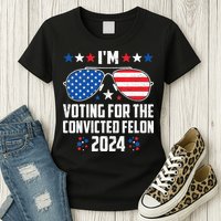 IM Voting Felon 2024 Voting For Felon Women Convicted Felon Womens T-Shirt