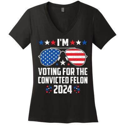 IM Voting Felon 2024 Voting For Felon Women Convicted Felon Women's V-Neck T-Shirt