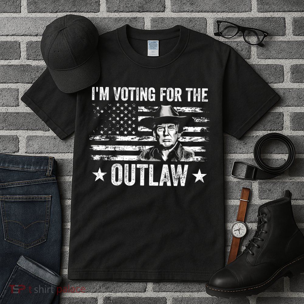 Im Voting For The Outlaw Funny Trump Maga 2024 Tall T-Shirt