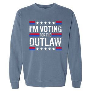 Im Voting For The Outlaw Funny Trump Maga 2024 Garment-Dyed Sweatshirt