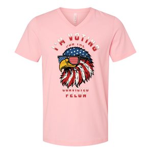 IM Voting For The Convicted Felon Funny Pro Trump 2024 V-Neck T-Shirt