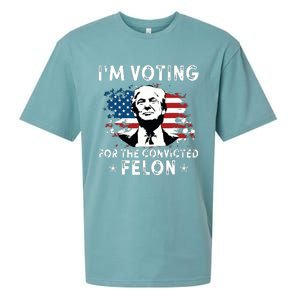 Im Voting For The Convicted Felon Funny Donald Trump 2024 Sueded Cloud Jersey T-Shirt