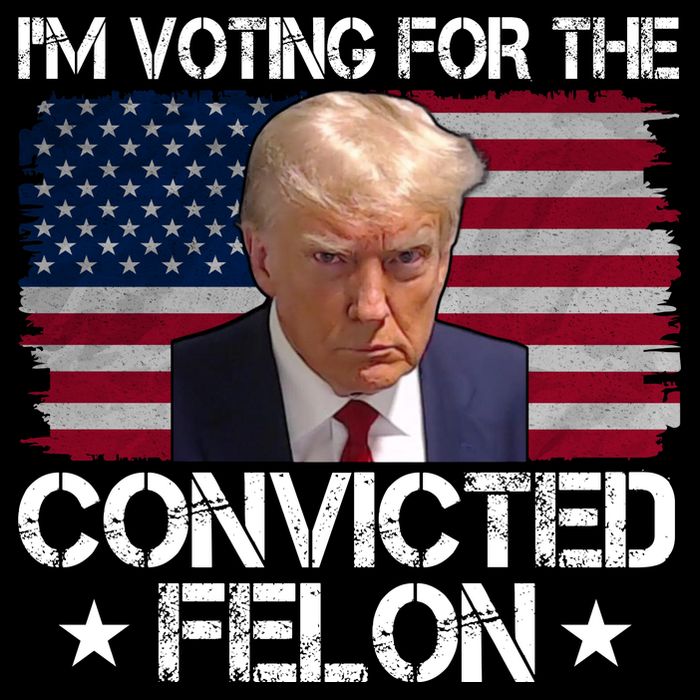 Im Voting For A Convicted Felon Drawstring Bag