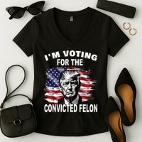 IM Voting For The Convicted Felon 2024 Women's V-Neck T-Shirt