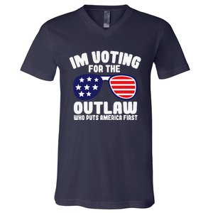 I’M Voting For The Outlaw Who Puts America First Trump 2024 V-Neck T-Shirt