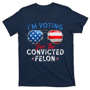 IM Voting For The Convicted Felon Funny Retro American Flag T-Shirt