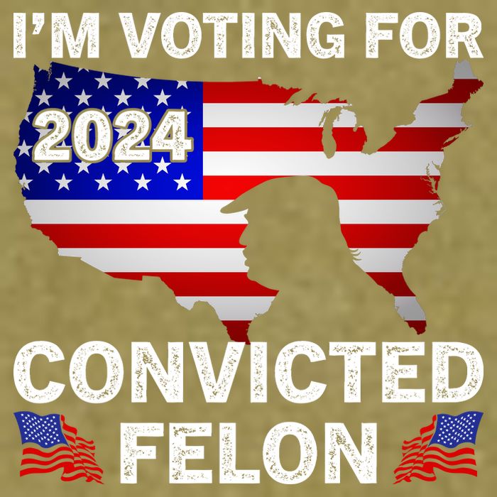 Im Voting For The Convicted Felon Trump 2024 Garment-Dyed Women's Muscle Tee