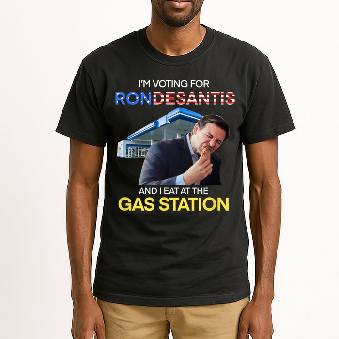 I’m Voting For Ron Desantis And I Eat At The Gas Station Tall T-Shirt