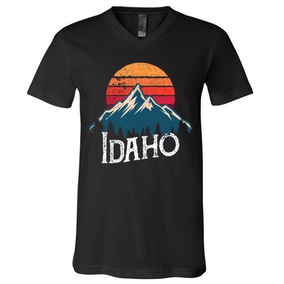 Idaho Vintage Gift V-Neck T-Shirt