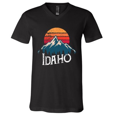 Idaho Vintage Gift V-Neck T-Shirt