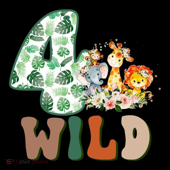 Im Wild And 4 Birthday Safari Jungle Zoo 4th Bday Fourth Gift Premium T-Shirt
