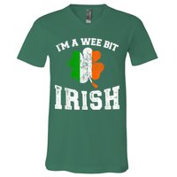 I'm wee bit irish with ireland shamrock for St Patricks day V-Neck T-Shirt