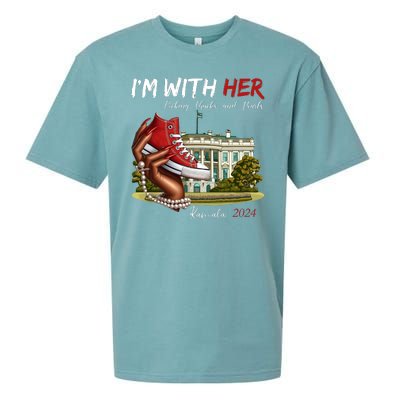 Im With Her Chucks And Pearls Kamala Harris White House 2024 Sueded Cloud Jersey T-Shirt