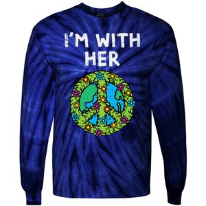 Im With Her Peace Symbol Sign Flowers Cool Earth Day Hippie Tie-Dye Long Sleeve Shirt