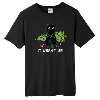 It Wasnt Me Christmas Tree Funny Cat Tall Fusion ChromaSoft Performance T-Shirt