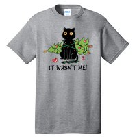 It Wasnt Me Christmas Tree Funny Cat Tall T-Shirt