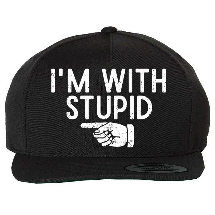 IM With Stupid Left Pointing Hand Funny Friend Or Family Wool Snapback Cap