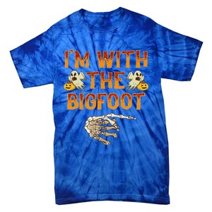 Im With The Bigfoot Costume Funny Halloween Couple Tie-Dye T-Shirt